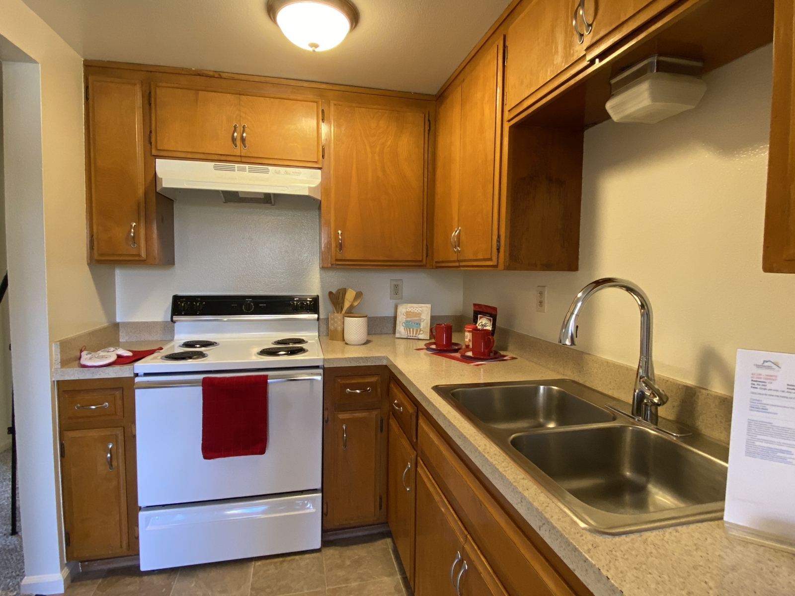 1025 Meadowlake Drive , Vista, CA 92084