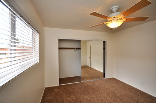 1050- 1060 Chinquapin Ave, Carlsbad, CA 92008 1050- 1060 Chinquapin Ave, Carlsbad, CA 92008