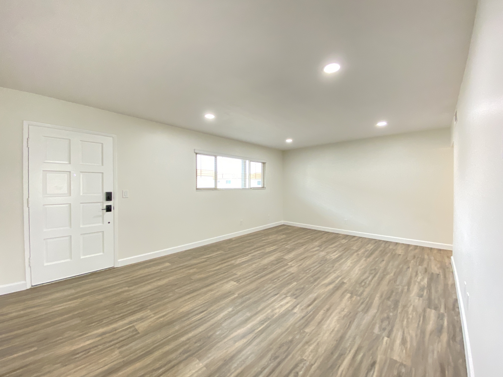 1050- 1060 Chinquapin Ave, Carlsbad, CA 92008