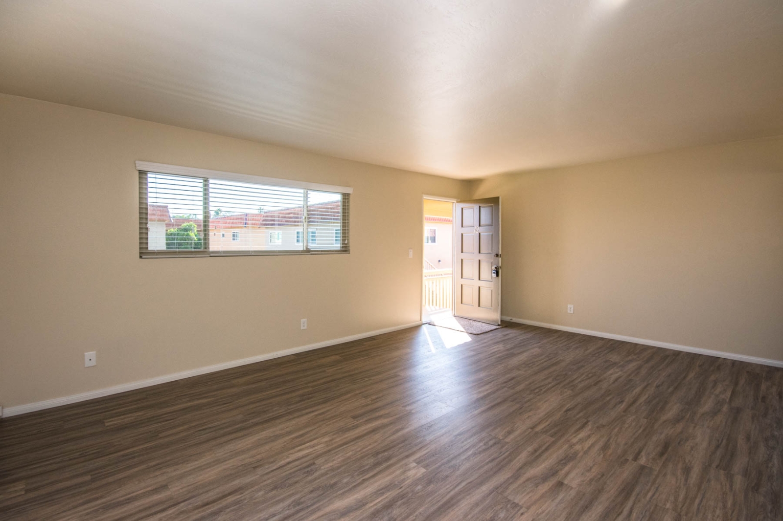 1050- 1060 Chinquapin Ave, Carlsbad, CA 92008 1050- 1060 Chinquapin Ave, Carlsbad, CA 92008