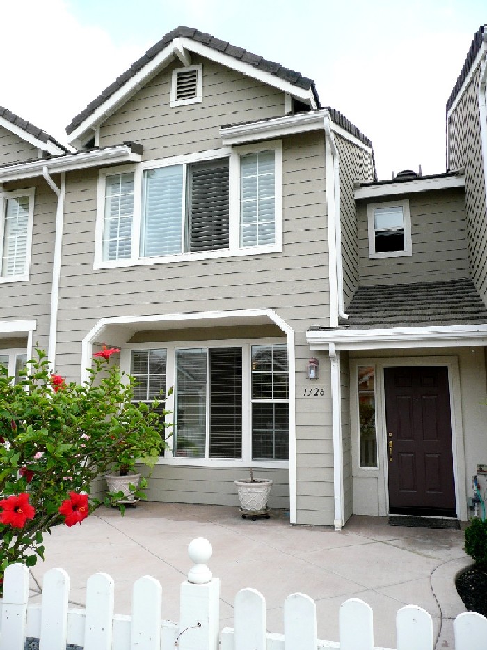 1326 STATICE COURT, CARLSBAD, CA 92011