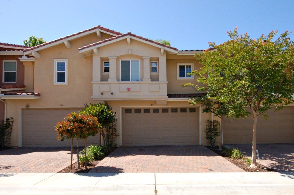 1390 ISABELLA, VISTA, CA 92084