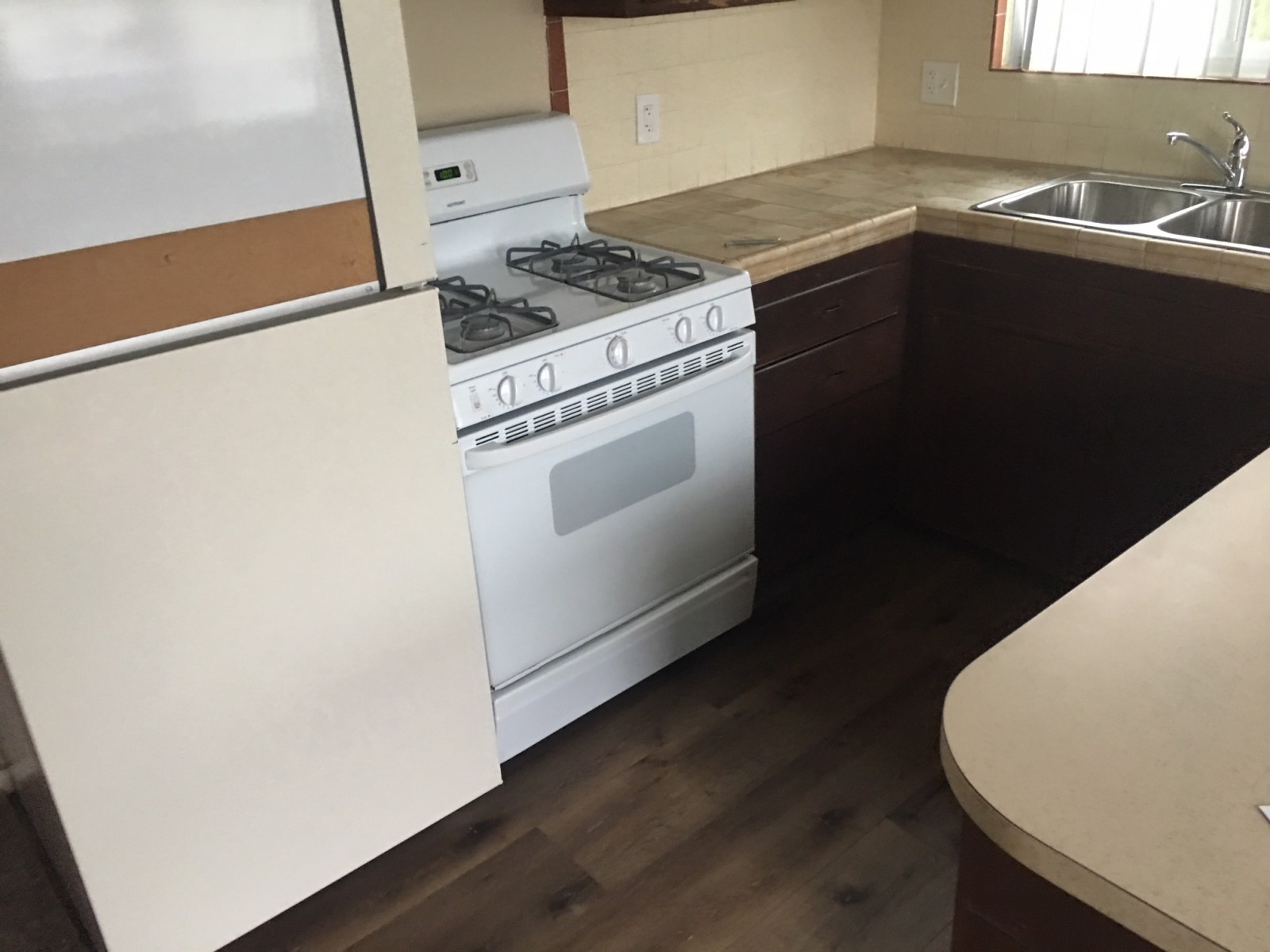 145 Cherry Ave, Carlsbad, CA 92008 145 Cherry Ave, Carlsbad, CA 92008