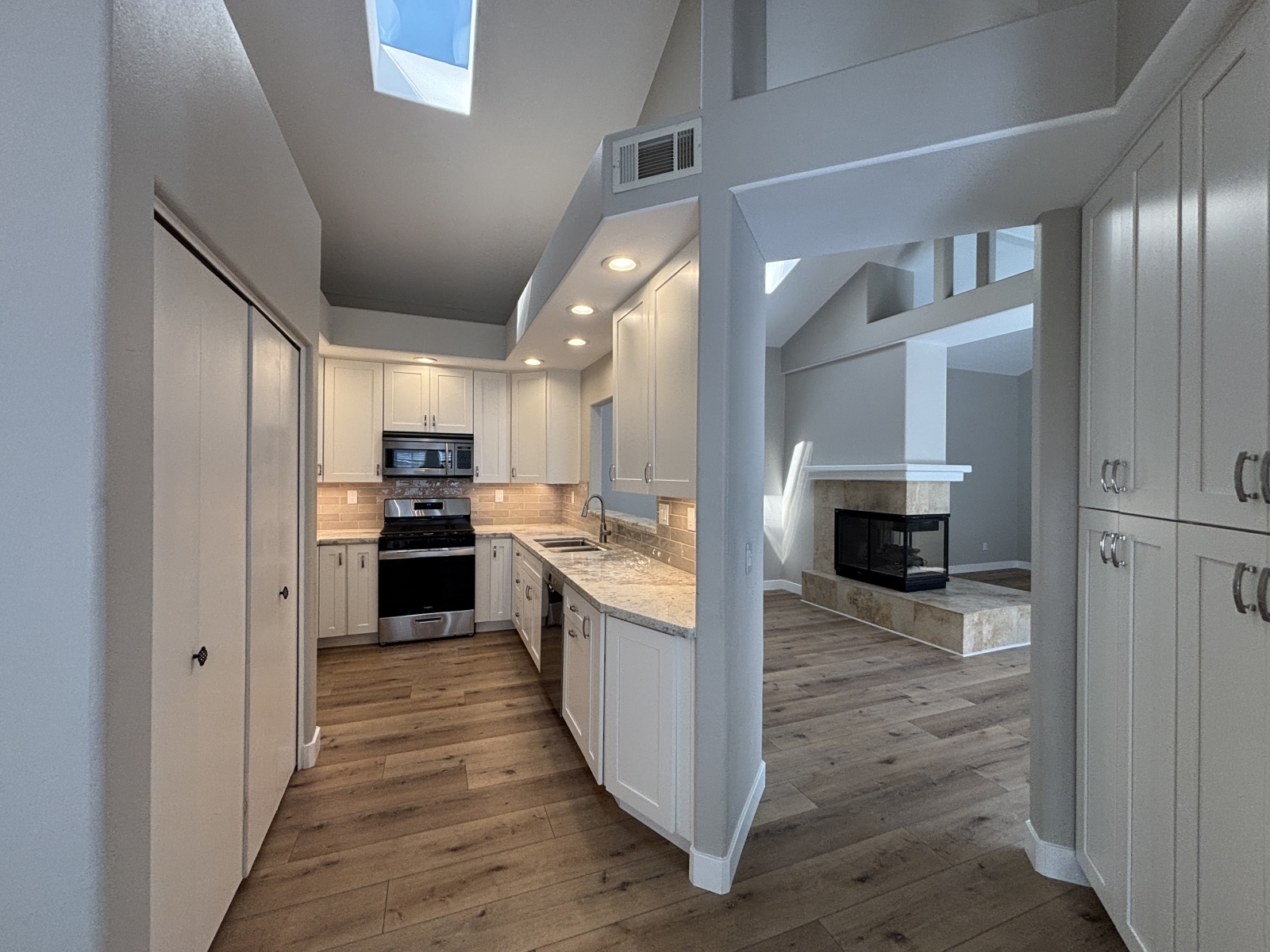1529 GOLFCREST PL, VISTA, CA 92081