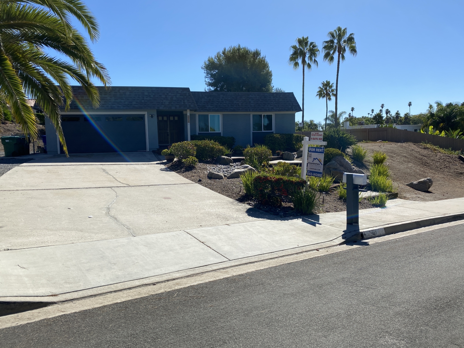 2058 STEIGER LANE, OCEANSIDE, CA 92056