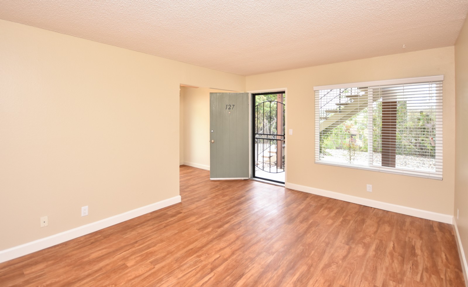 2330 Paseo de Laura, Oceanside, CA 92056 2330 Paseo de Laura, Oceanside, CA 92056