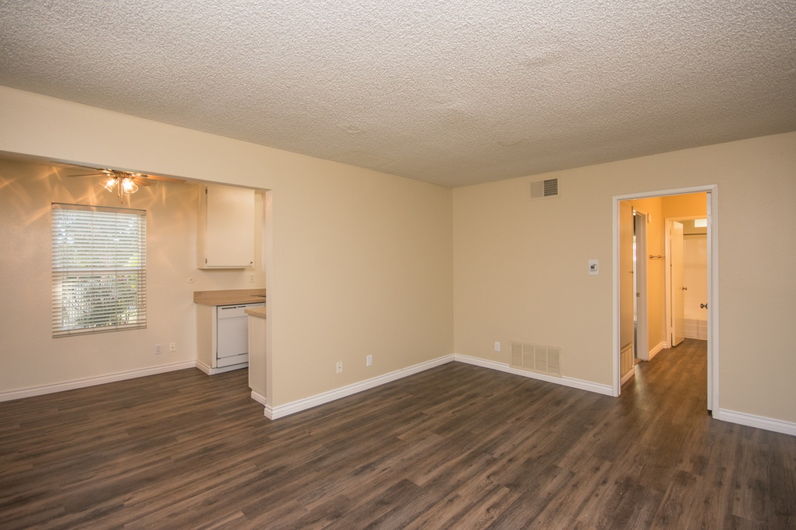2330 Paseo de Laura, Oceanside, CA 92056 2330 Paseo de Laura, Oceanside, CA 92056