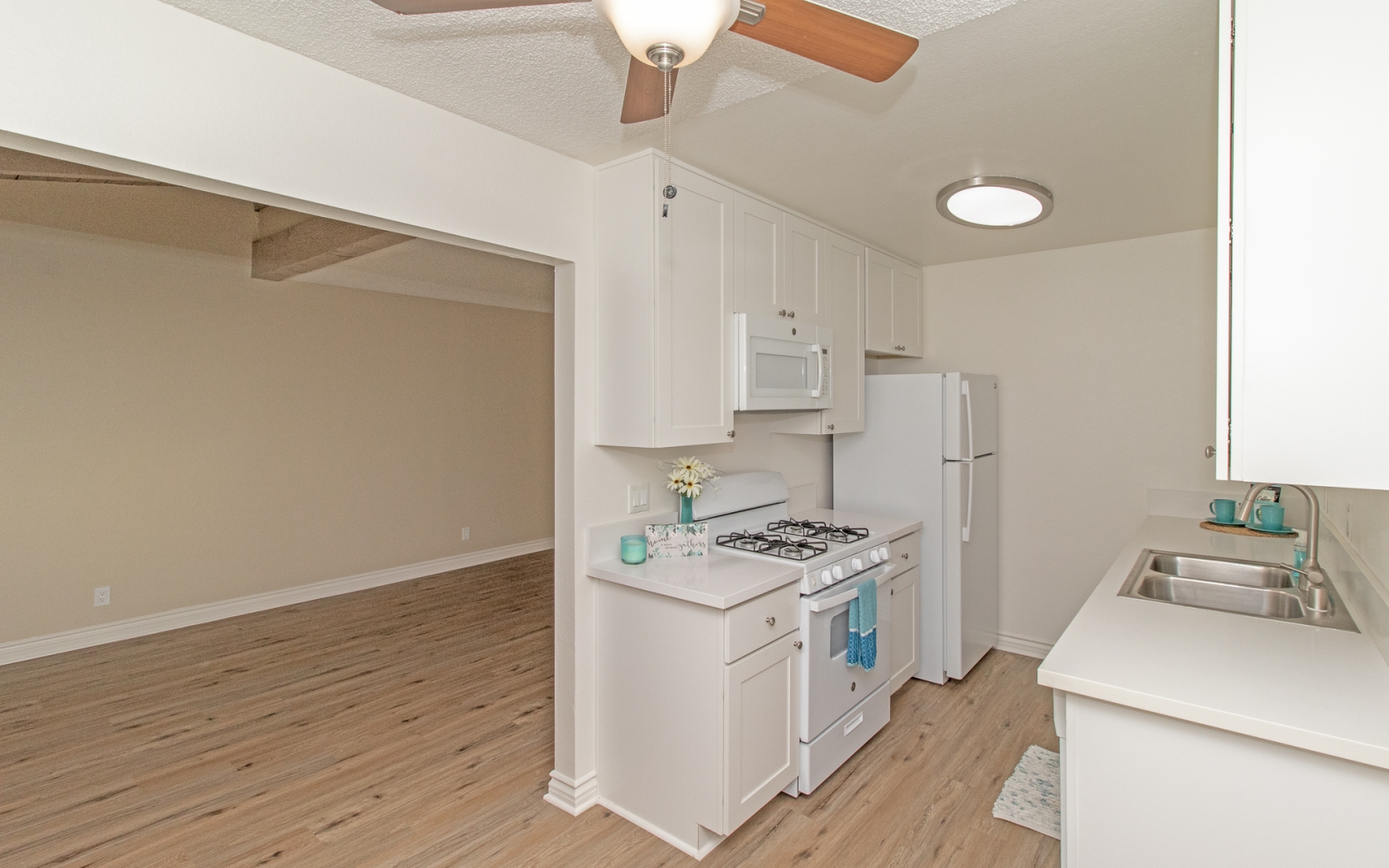 2330 Paseo de Laura, Oceanside, CA 92056 2330 Paseo de Laura, Oceanside, CA 92056