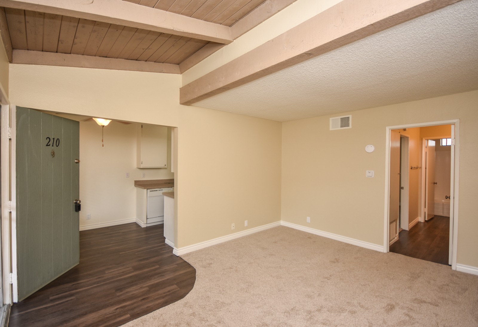 2330 Paseo de Laura, Oceanside, CA 92056 2330 Paseo de Laura, Oceanside, CA 92056