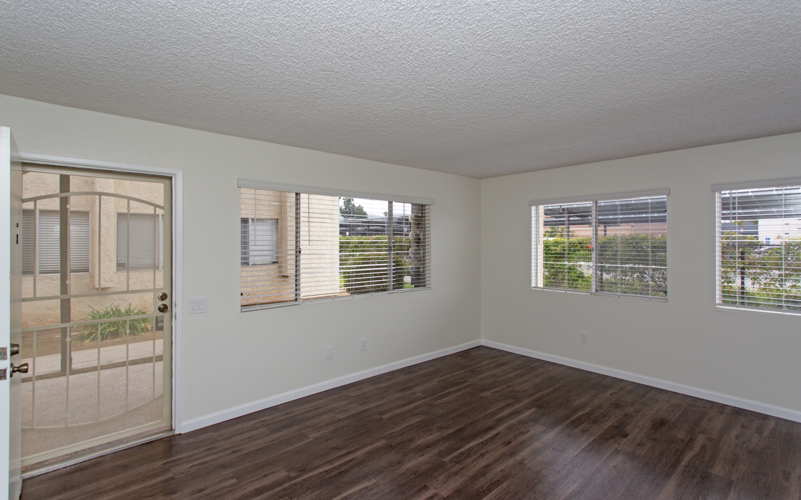 250 W. San Marcos Blvd., San Marcos, CA 92069 250 W. San Marcos Blvd., San Marcos, CA 92069