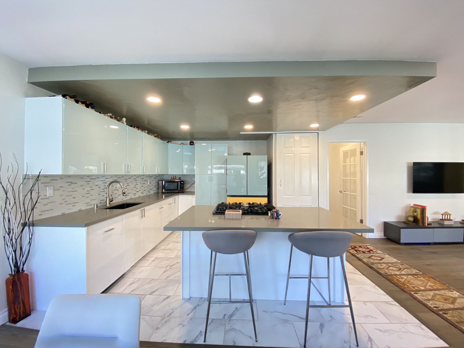 2535 JEFFERSON STREET #7, CARLSBAD, CA 92008