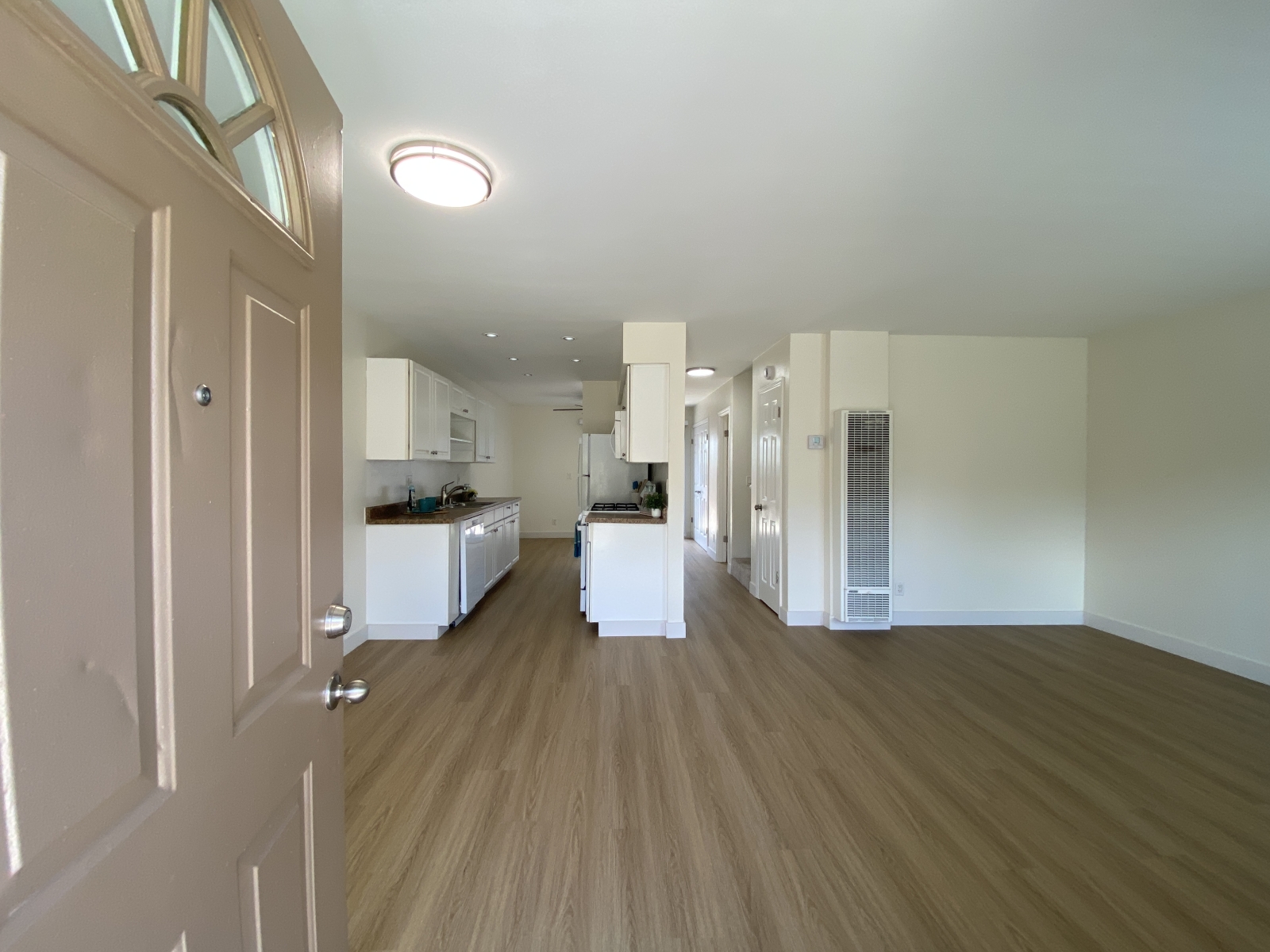 2541 Jefferson St, Carlsbad, CA 92008 2541 Jefferson St, Carlsbad, CA 92008