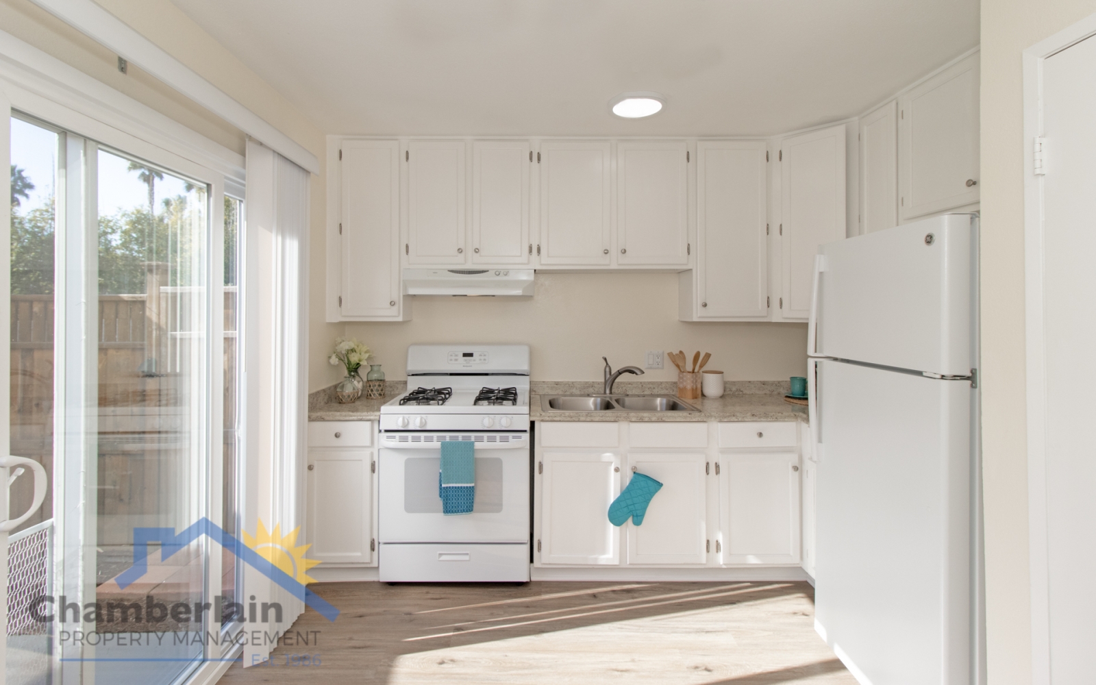 2541 Jefferson St, Carlsbad, CA 92008 2541 Jefferson St, Carlsbad, CA 92008