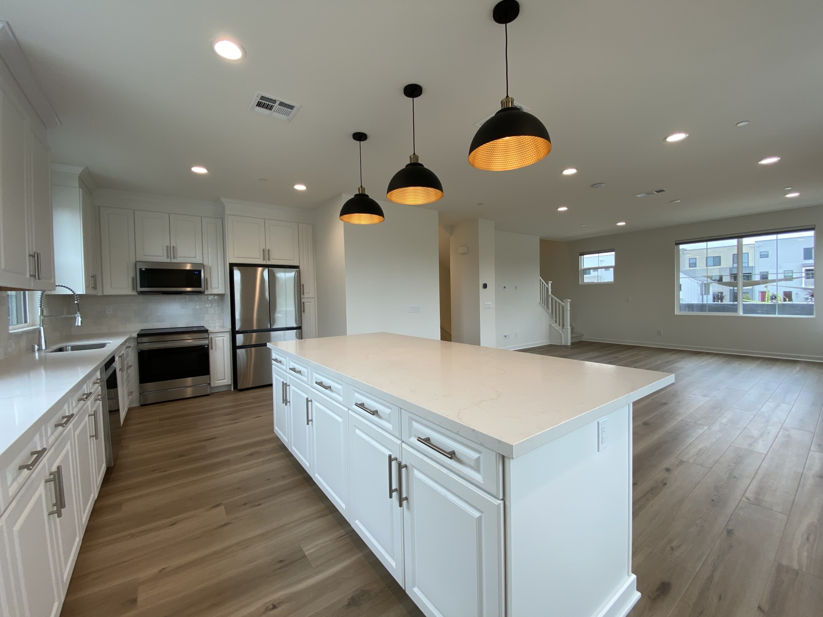 2588 CHAMOMILE LANE, CARLSBAD, CA 92008
