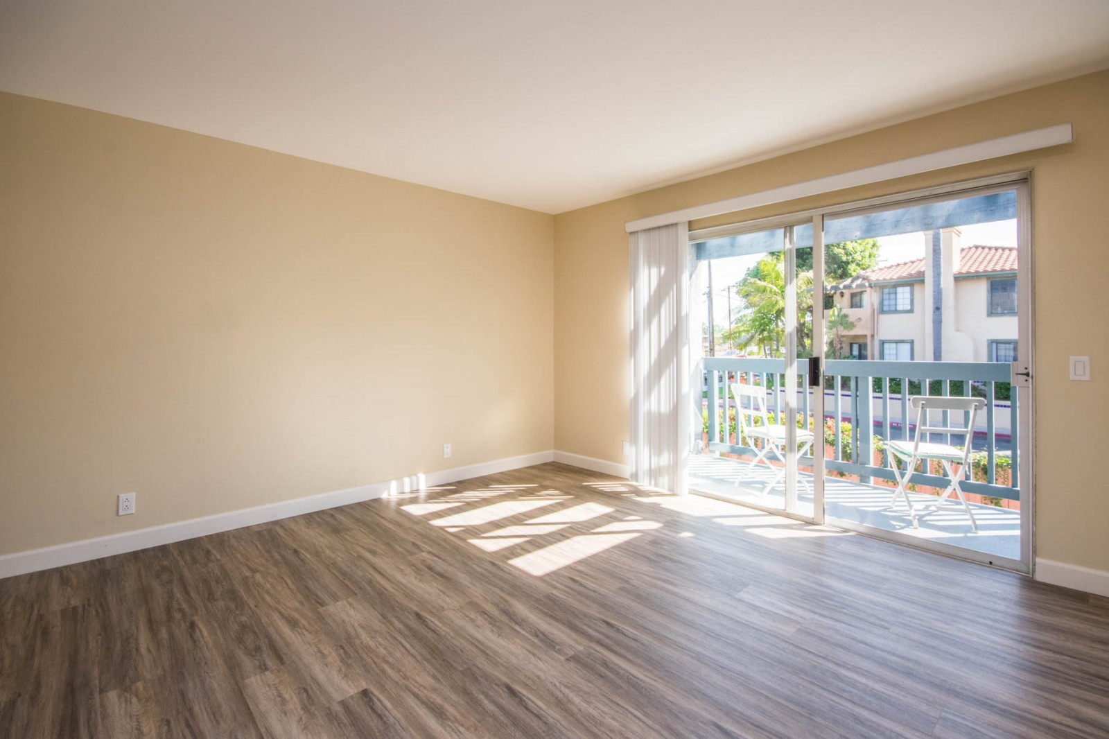 295297 Acacia Avenue, Carlsbad, CA 92008 Chamberlain Property Management