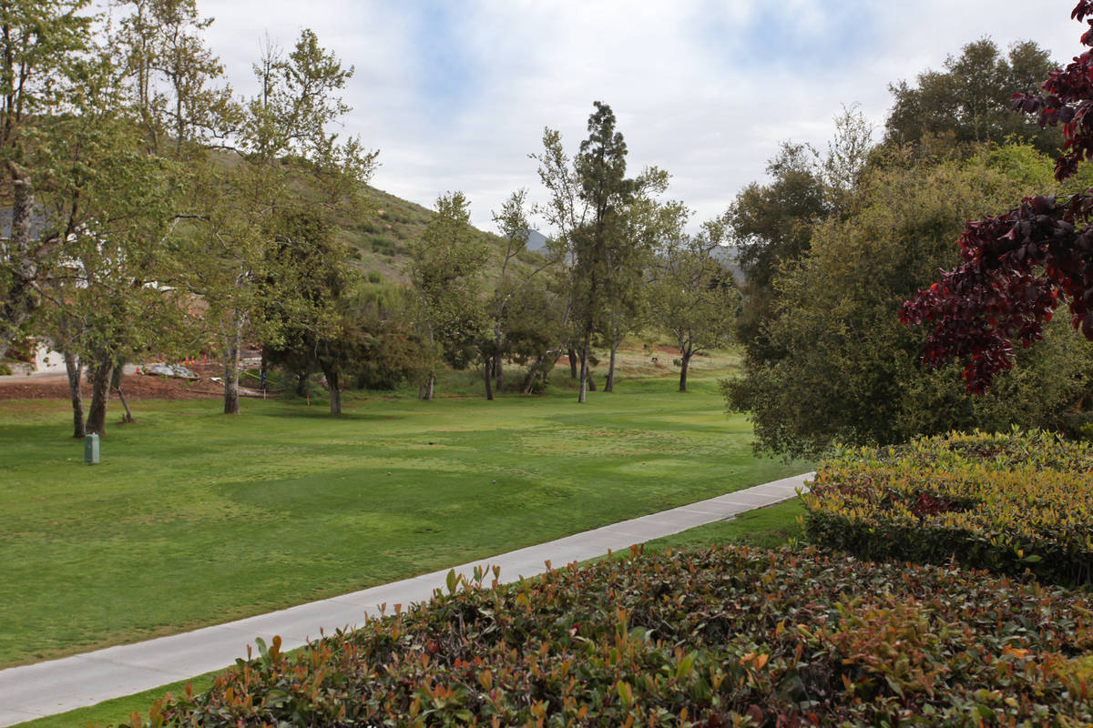 4208 LOS PADRES, FALLBROOK, CA 92028