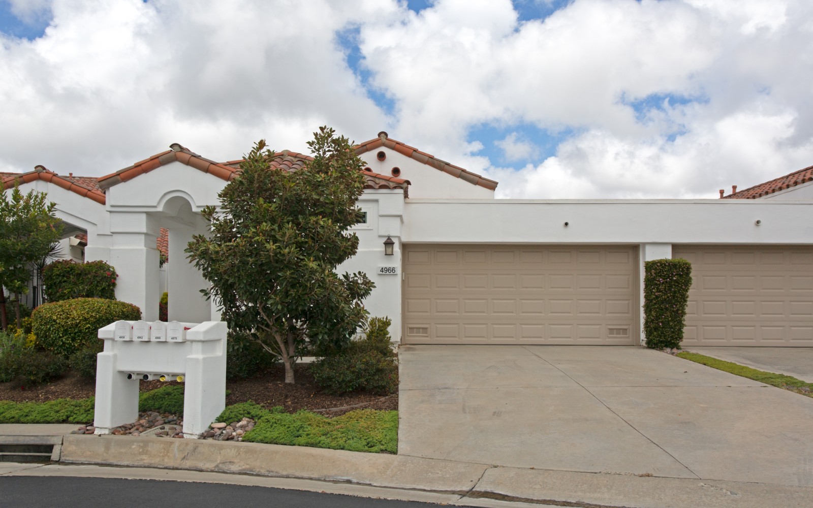 4966 CORINTHIA WAY, OCEANSIDE, CA 92056