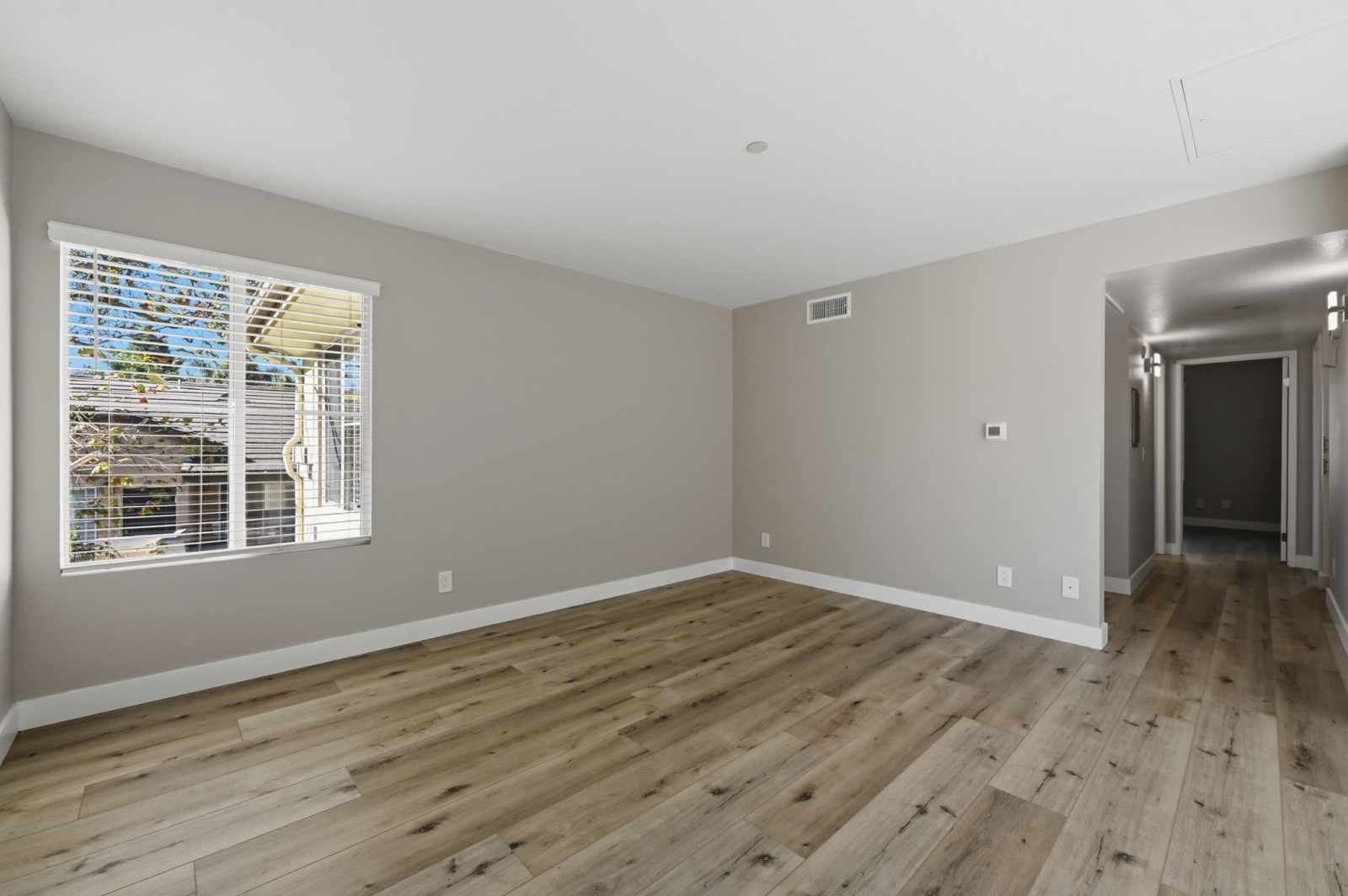 5410 Sunny Creek Road , Carlsbad, CA 92010