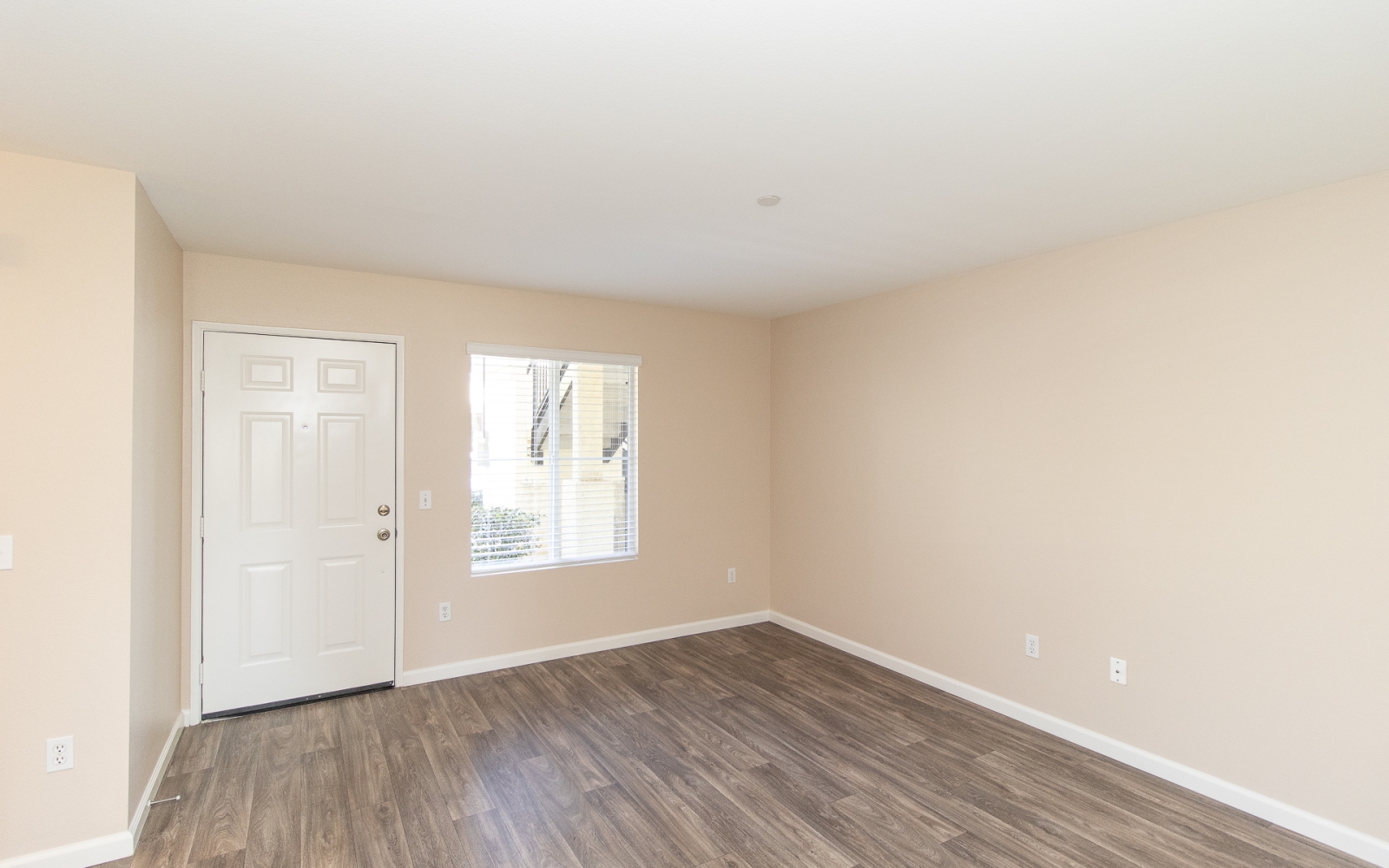 5410 Sunny Creek Road , Carlsbad, CA 92010