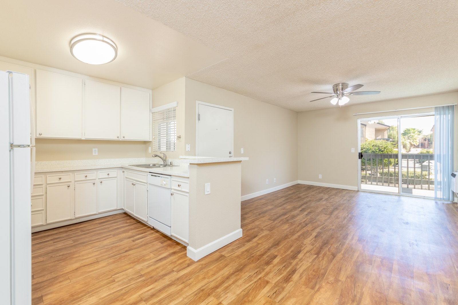 9413 Winter Gardens Blvd, Lakeside, CA 92040