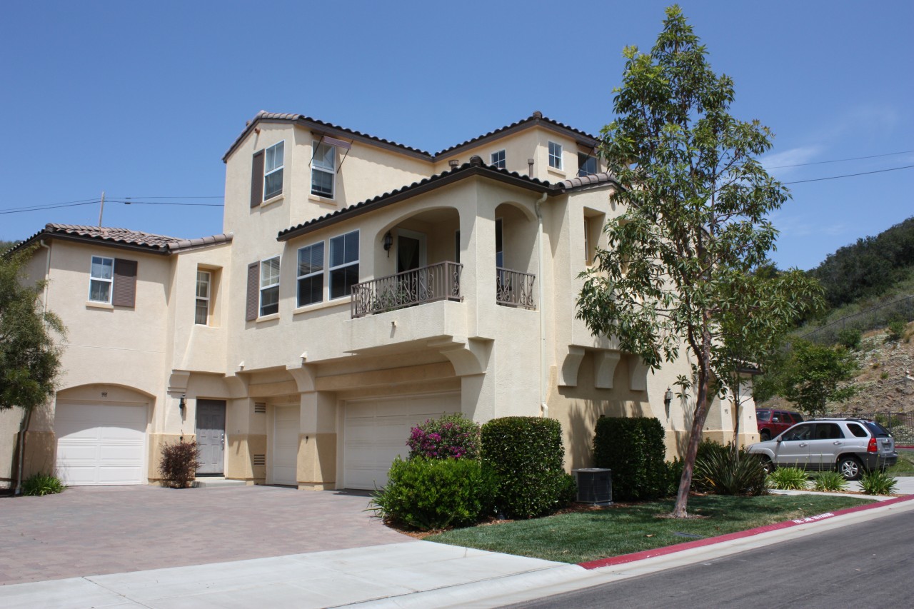 992 PEARLEAF CT, SAN MARCOS, CA 92078